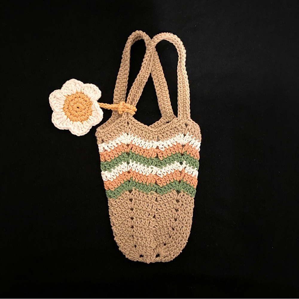 Granny Crochet Bottle Holder.